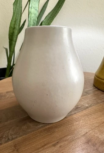 1940s M Series 5003 Red Wing Rumrill Murphy Era Garden Club Art Deco Style Vase