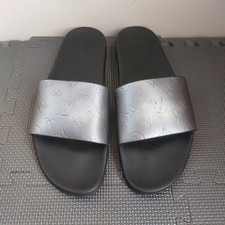 Louis Vuitton Waterfront Monogram Silver Slide Size 12