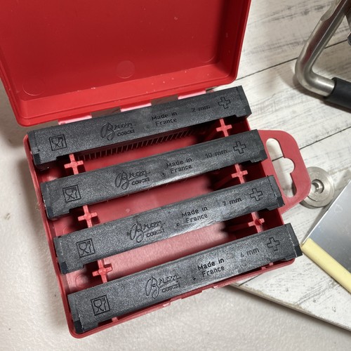 Affettatrice mandolina BRON COUCKE acciaio inox / Made in France e lame da taglio - Foto 8 di 9