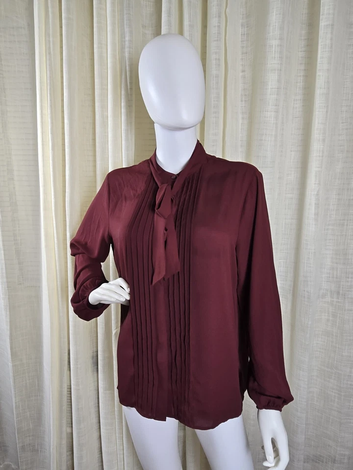 Camisa Portofino Express para mujer con corbata frontal talla GRANDE Foto 3 de 4