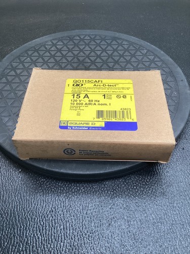 SQUARE D Q0115CAFI Kombi-Störlichtbogen-Leistungsschalter 15A 120V 1-polig NEU