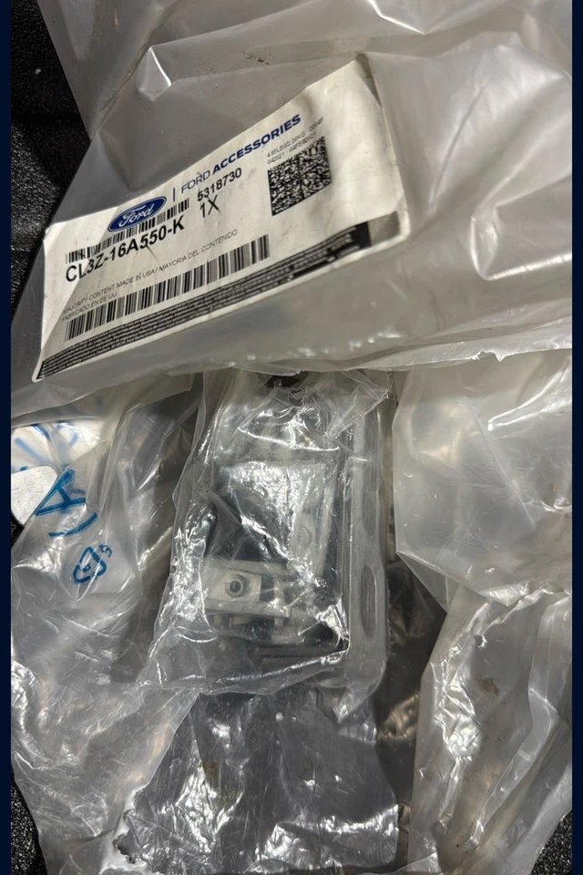 Conjunto de abas de lama resistentes para respingos Ford F150 F250 F350 - Imagem 3 de 3