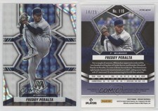 2022 Panini Mosaic White Mosaic Prizm /25 Freddy Peralta #119
