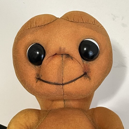 Kamar 1982 Oldtimer E.T. Puppe braun Plüsch Universal City Studio 8 Zoll - Bild 10 von 10