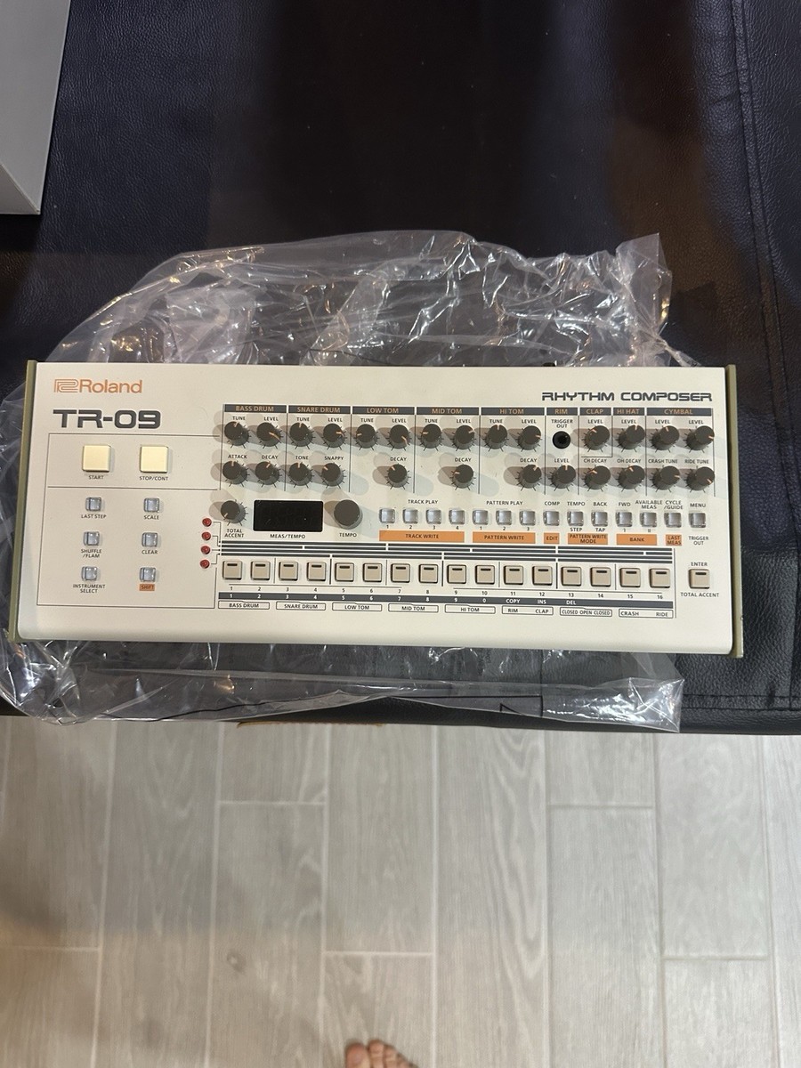 Roland TR-09 Rhythm Performer Composer for sale online | eBay
