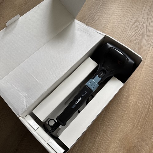 Thumper Mini Pro Handheld 3-Speed Percussion Massager - 第 3/5 張圖片