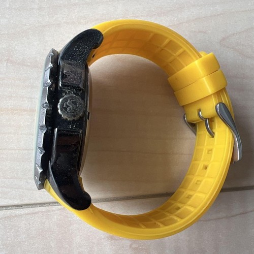 Ferrari Yellow Rubber Belt Watch - Picture 2 of 4