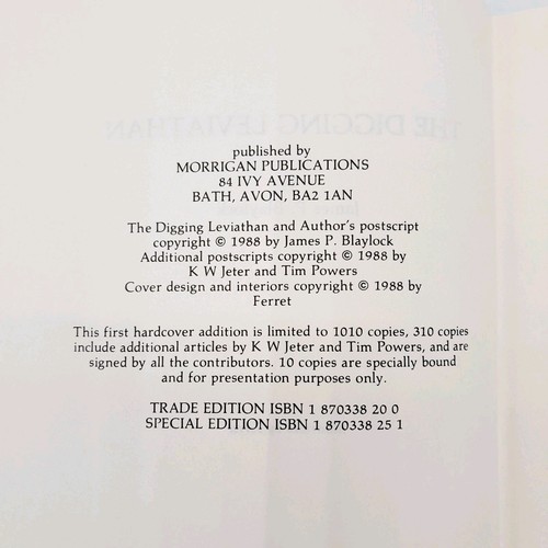 The Digging Leviathan James Blaylock HCDJ First UK Printing 1988 Limited Edition - Picture 8 of 18