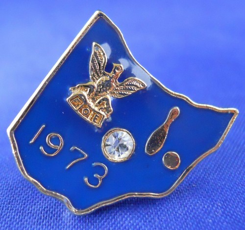 Fraternal Order Of Eagles Bowling League Lapel Pin Rhinestone Vintage 1973 FOE - Bild 2 von 4