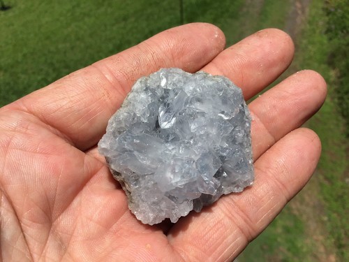 Gorgeous Celestite Specimen from Madagascar - Foto 8 di 20