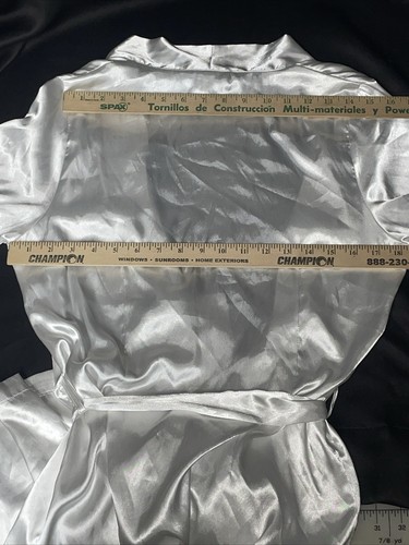 Fredericks Of Hollywood White Lace Sleeve Short Satin Robe Womens Sz M - Picture 7 of 10