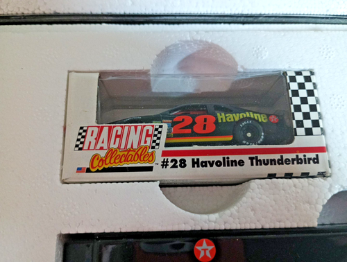Davey Allison Texaco Havoline Racing Hauler 1:64 Diecast 1 of 7500 NASCAR 1993 - Picture 11 of 21