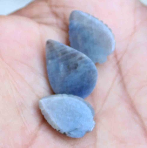 46,60 ct natürliche geschnitzte Schnitzerei Form Madagaskar blauer Saphir lose Edelstein - Bild 2 von 4