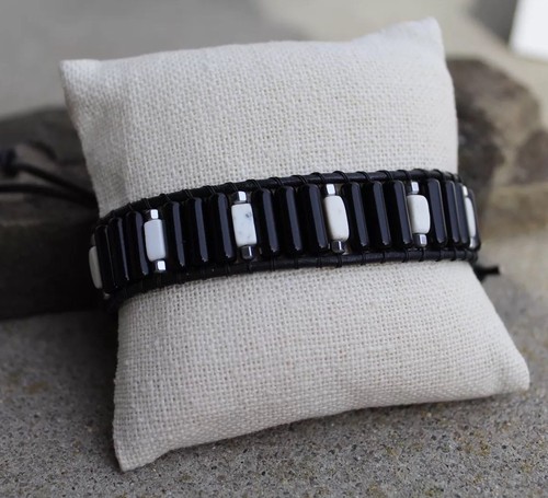 Men's Beaded Bracelet Black Obsidian and White Turquoise Leather Bead Bracelet - Picture 4 of 5
