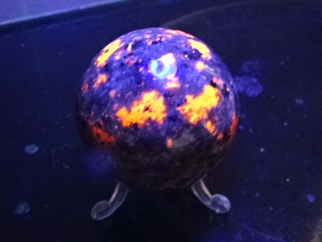 Picture 2 of 4