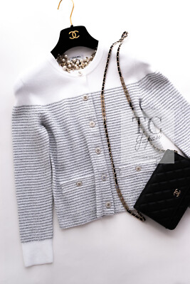 NEW❤️CHANELリボン1ロール　2024年new year 24B 【CHANEL】リボンとロゴのキュートな組み合わせ☆ネックレス