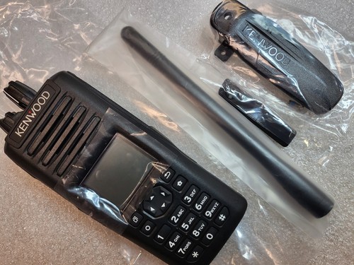 KENWOOD NX-5200 VHF 136-174 MHz Portable DTMF Radio