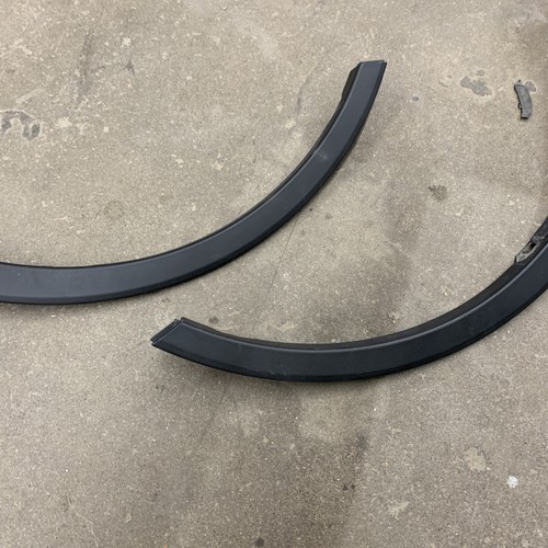 13-18 TOYOTA RAV4 LEFT & RIGHT FRONT FENDER FLARE MOLDINGS OEM PAIR #0419 - Picture 4 of 10