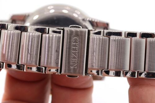 Herrenuhr Citizen BU2014-56E Eco-Drive bicolor Edelstahl schwarzes Zifferblatt Tag Datum - Bild 22 von 28