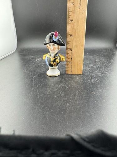 MINI BUST REGIMENTAL ENGLISH LORD NELSON, HERO, GERMAN SOLDIER FIGURINE MINT - Picture 7 of 7