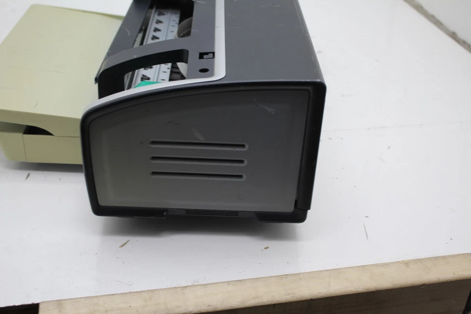 HP Deskjet 9800 Wide Format Inkjet Printer - For Parts Only Missing Pieces - Image 3 of 4