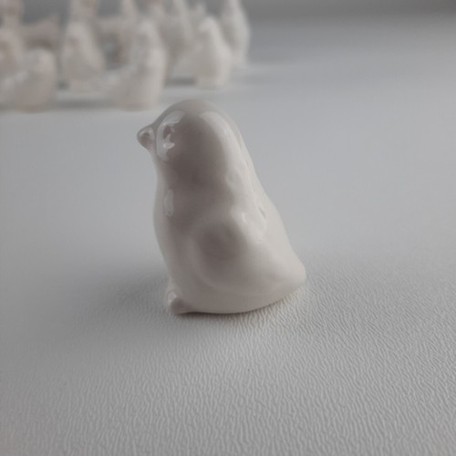Creative Co-op Mini White Ceramic Animal Figurine Lot of 25 Glossy Home Decor - Picture 15 of 16