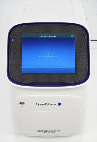 Applied Biosystems QuantStudio 5 Real-Time PCR System 96 pozzetti blocco 0,2 ml *NOS* - Foto 9 di 17