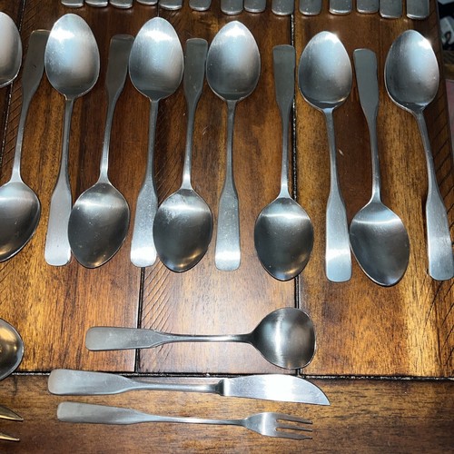 Supreme Cutlery Acero Inoxidable Japón Lote de 66 Cubiertos con Juego de Servir Incluido - Imagen 2 de 24