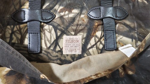 FILSON Tote Bag Realtree Hardwood 20-200 Made in USA No Accessories Used - Picture 2 of 20