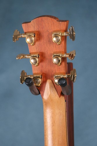 Cole Clark FL3EC-RDRW Dreadnought Acoustic Electric Guitar w/Case - Preowned - Picture 15 of 22