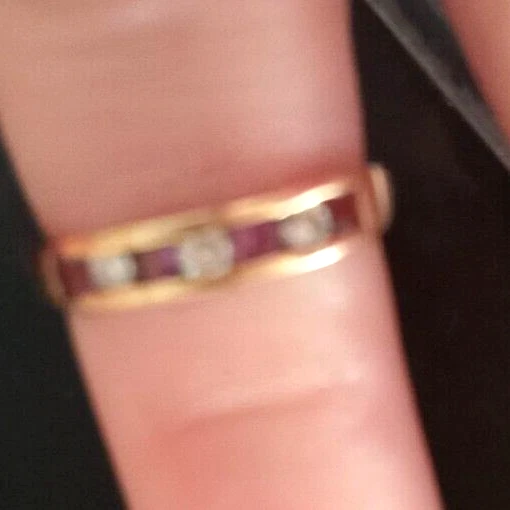 FEDE ANELLO DONNA ORO GIALLO 585/°° 14 carati con RUBINO e ZIRCONI BIANCHI - Immagine 2 di 4