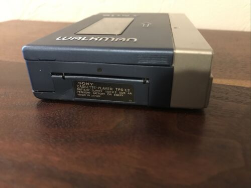 Reproductor de cassetes vintage Sony Walkman TPS-L2 Guardianes de la Galaxia - Imagen 4 de 12