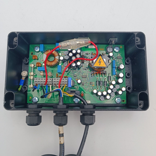 SIMRAD SHIPMATE RS4050 CAJA DE ALIMENTACIÓN PARA SIMRAD CA 4042 RADAR escáner de radomo - Imagen 6 de 11