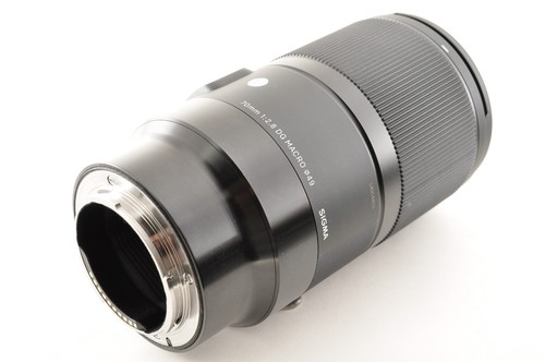SIGMA 70mm F/2.8 DG MACRO Art 018 Lens for SONY E mount [Near Mint in Box] #C316 - Picture 7 of 19