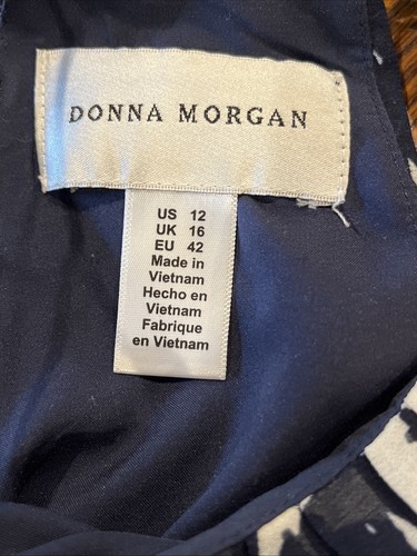 Donna Morgan Sz 12 Maxi Dress Racer Back Flowy Pleated Navy Floral Lined Pretty! - Picture 8 of 10