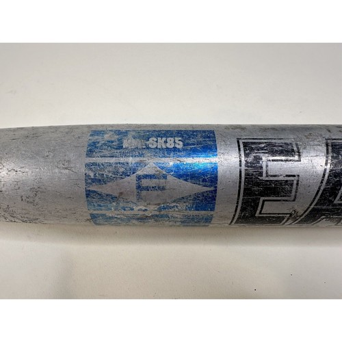 "Bate oficial de softbol Easton MDL SK85 34"" 28 oz aluminio 2-1/4""" - Imagen 2 de 8