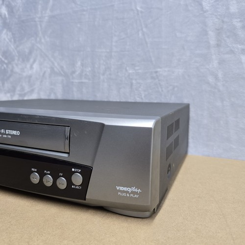 Grabadora de video casete Sanyo VHR-779E pantalla digital Hi-Fi estéreo SCART - Imagen 6 de 12