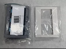 NEW Deako 3-Gang Backplate and Faceplate, Simple Rocker Switch, DS-BS3X-WHNL-UCQ