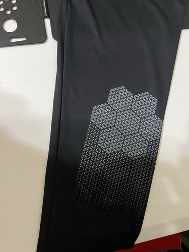 Under Armour schwarzes leichtes Langarmshirt mit Armour-Print lockerer Passform Large - Bild 7 von 7