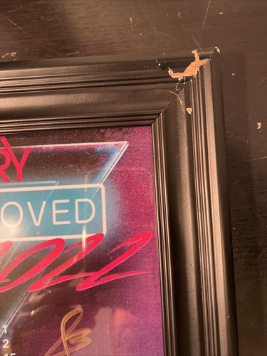 Daughtry “Dearly Beloved” Signed Autographed Tour 2022 Poster Framed 20”x14” - Picture 9 of 13
