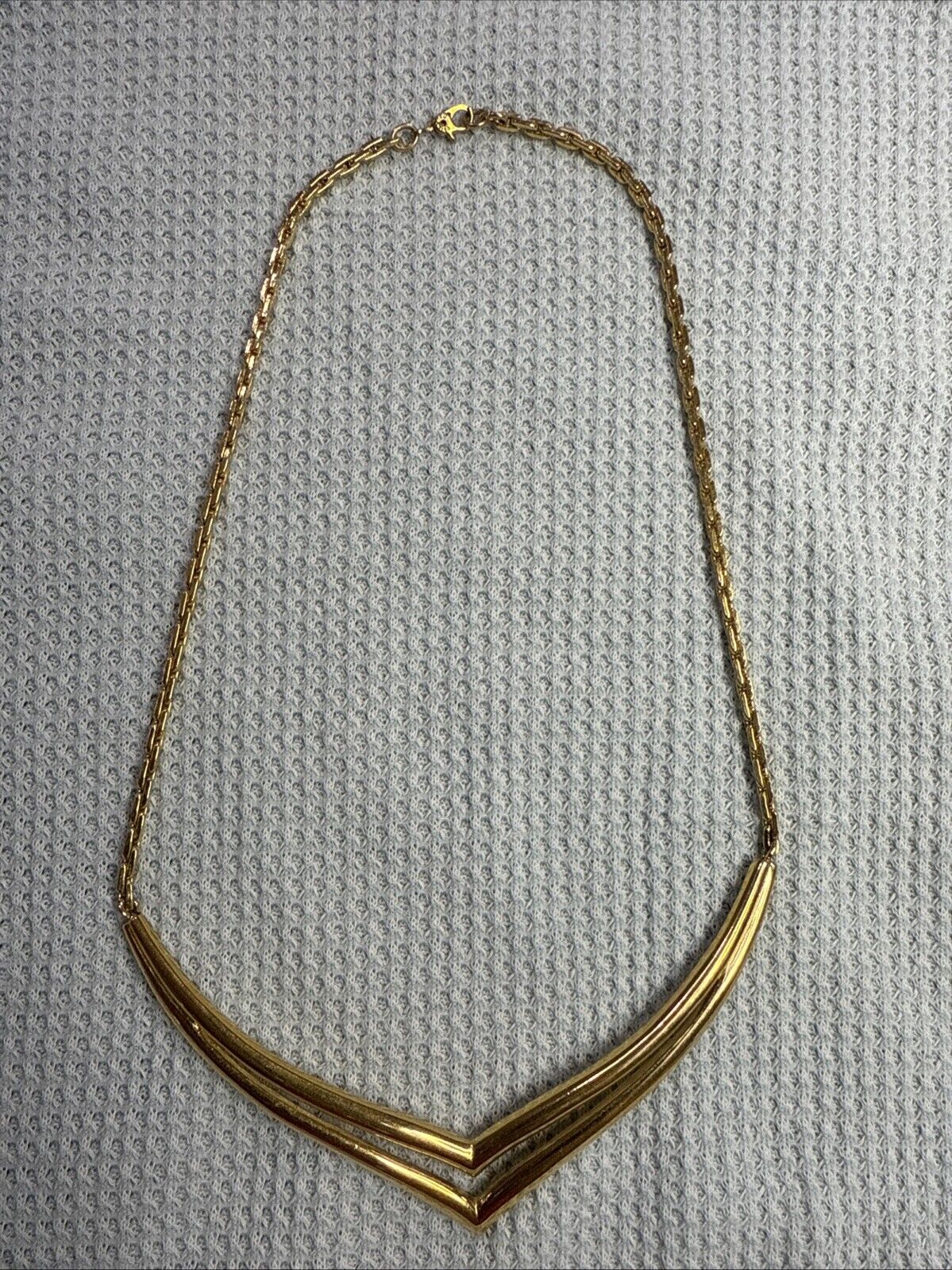 Picture 1 of 4