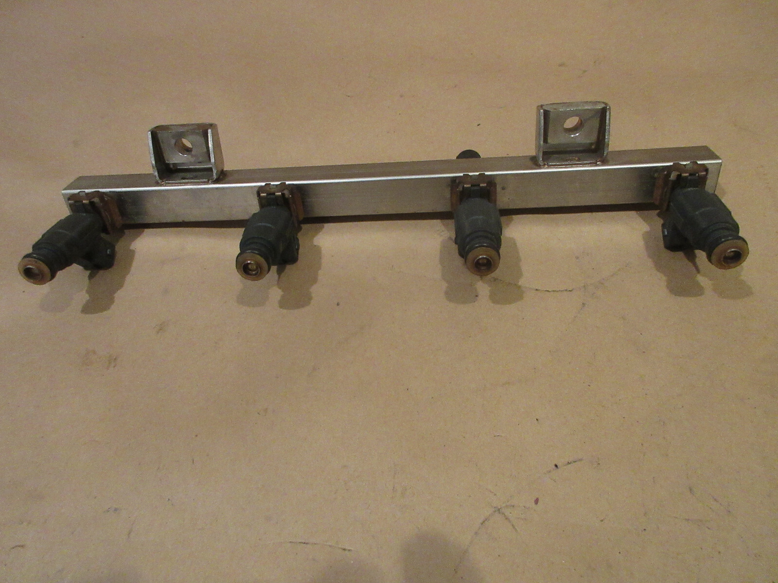 Ferrari 360 - LH Fuel Injector Rail + Injectors P/N 178494
