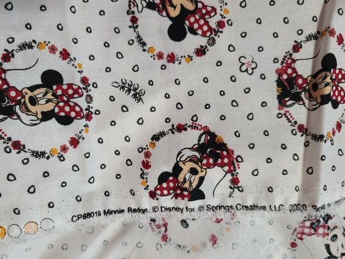 NOS Disney Minnie Mouse Fabric Tossed Minnie Heads 0.75Y X 44IN - Picture 2 of 2