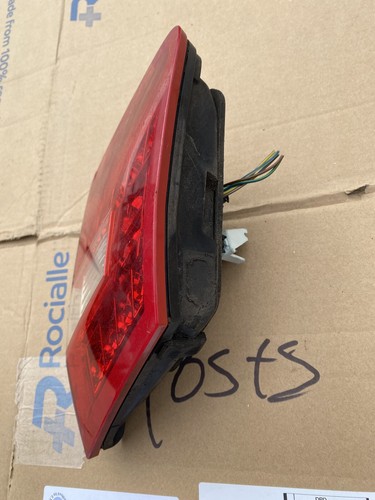 Mercedes-Benz E Class 2009 Rear Inner Tail Light Right A2128200864 - Picture 3 of 7