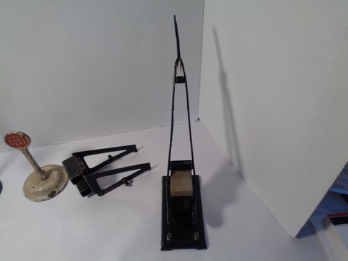 LOTE DE 5 ARTÍCULOS ACCESORIOS PISTA CALIBRE ESTÁNDAR/O LIONEL PARA REPARACIÓN. - Imagen 9 de 12