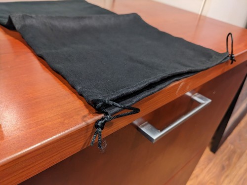 Set aus 12 schwarzen Schuhbeuteln aus Wildlederimitat mit Kordelzügen 17" x 10" Markenlos  - Bild 3 von 5