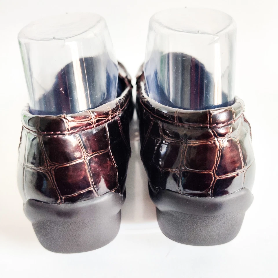 Женские туфли-слипоны Aravon от New Balance Whitney Croc размер 7,5 B - AAA01BRC - Изображение 3 из 4