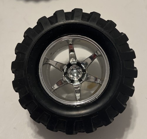 New Bright R/C Wheels & Tires Aggressive Tread Set Of 4 - Picture 2 of 13
