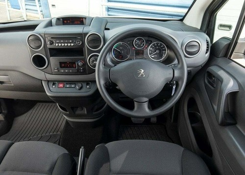 GENUINE PEUGEOT PARTNER OWNERS MANUAL HANDBOOK NAVI AUDIO 2012-2015 PACK - Picture 6 of 6