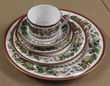 Spode Christmas Rose Fine Bone China 5pc Place Setting Dinner Made in England